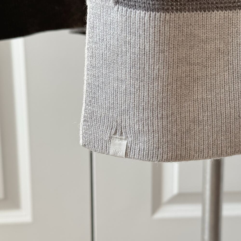 Lululemon Opened Up Poncho Heathered Core Ultra Light Grey Heathered Asphalt M/L - Picture 6 of 9